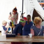 Gemütlich_beim_Tipi